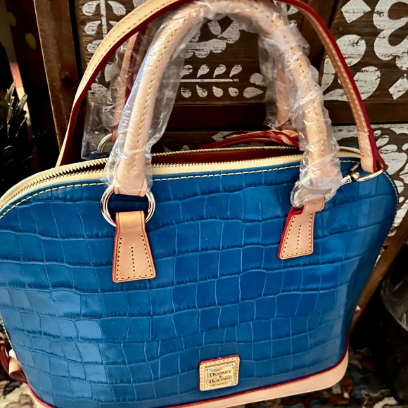 Dooney & Burke Marine Blue Zip satchel W matching card & keychain -NWT - Picture 5 of 11